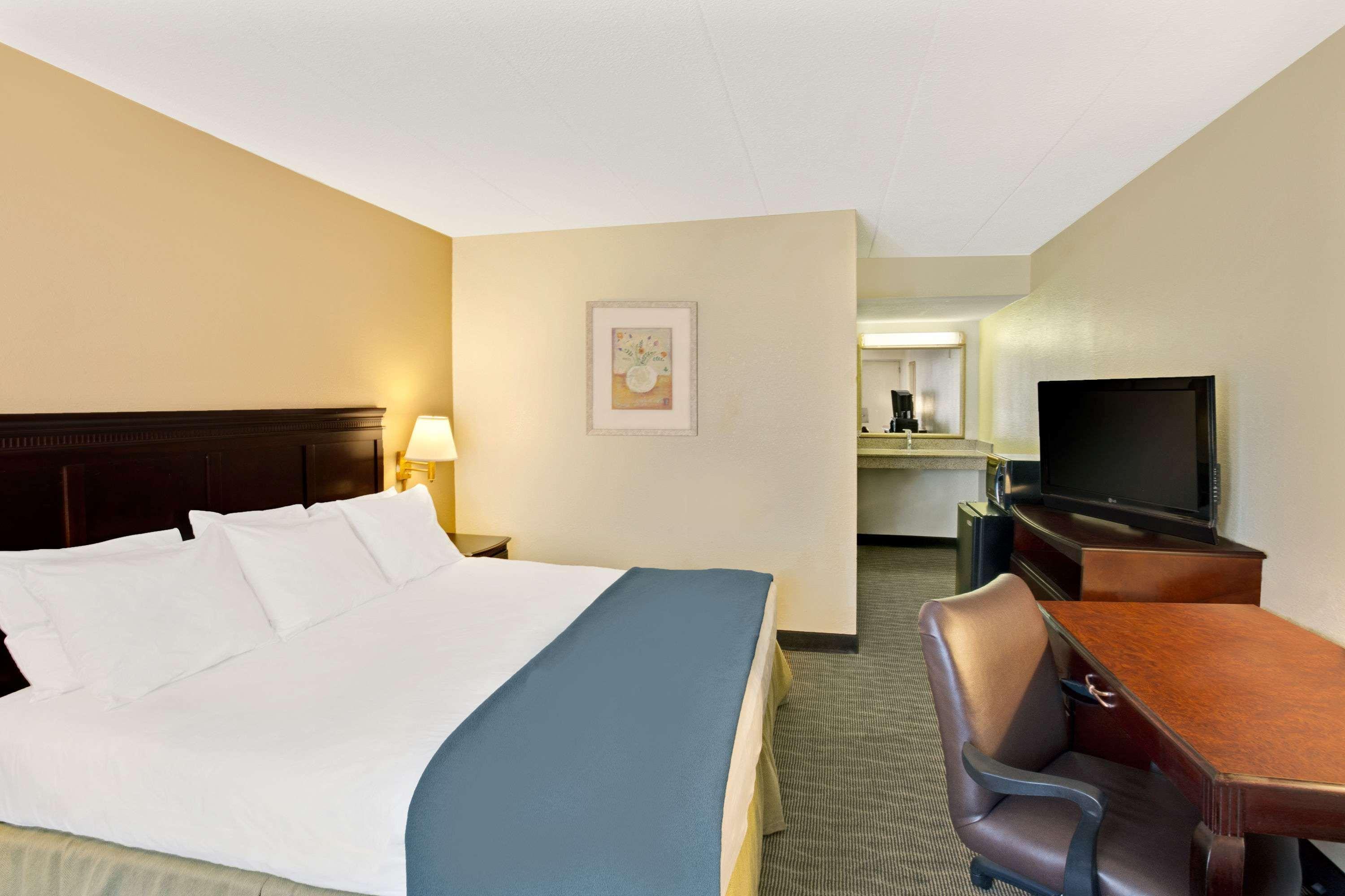 Days Inn By Wyndham Silver Spring Eksteriør bilde